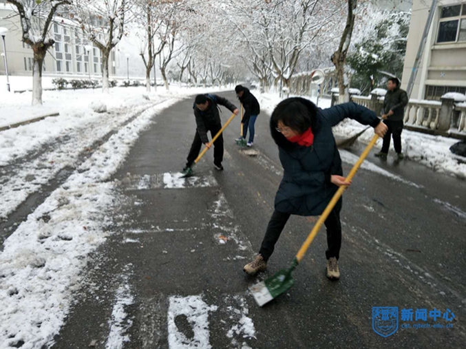 环境学院.jpg